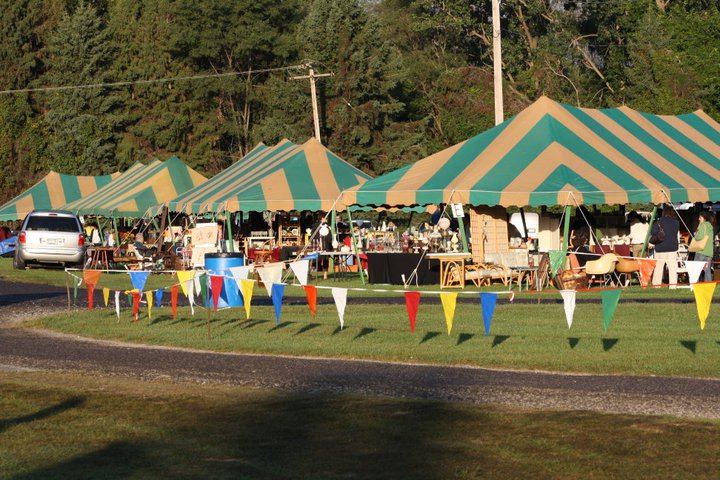 Utica Antiques Market